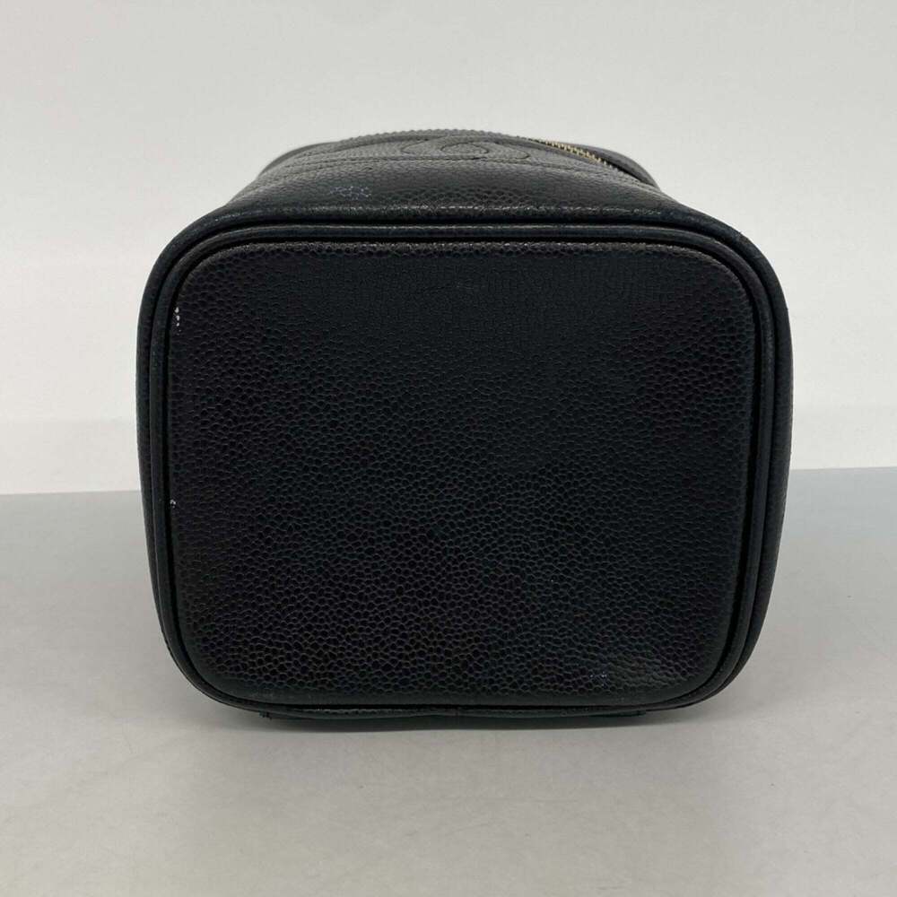 CHANEL Black Caviar Leather Vanity Bag - Picture 3 of 11